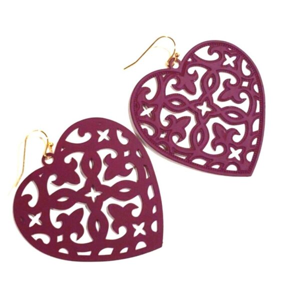 Maroon Filigree Heart Earrings with Gold Hooks – Elegant Women's Fashion Jewelry - Picture 3 of 9